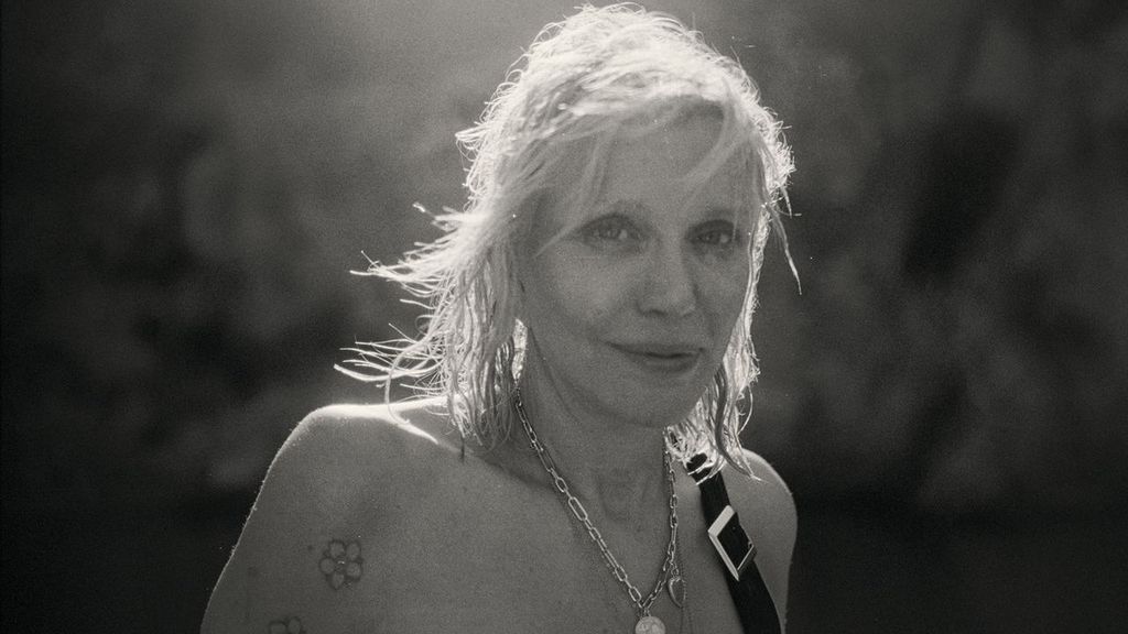 Antiheroine: The Recovery of Rock ‘n’ Roll’s Favorite “Trainwreck”