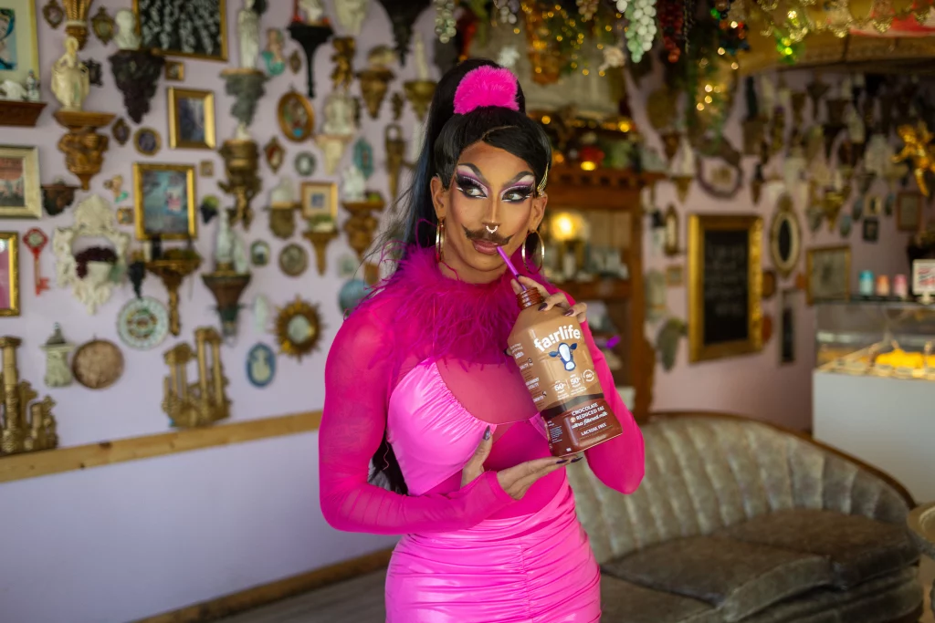 Bold & Beautiful: Kay Bye