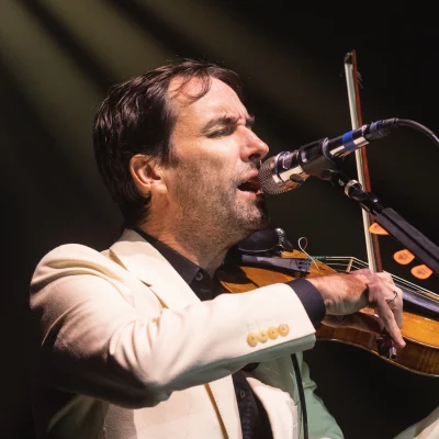 Andrew Bird, songwriter for The Pitt